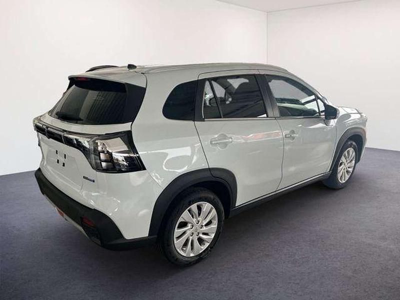 Neu Suzuki SX4 Comfort 129 PS (94 kW) 2025 Canyon brown pearl SUV