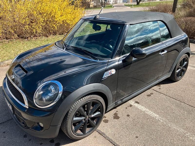 Gebraucht Mini Cooper S Cabriolet 184 PS (135 kW) 2011 Schwarz Cabrio