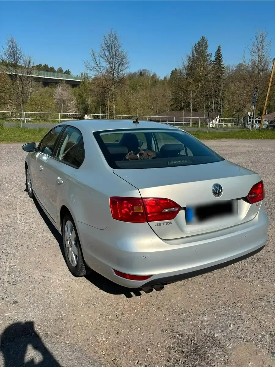 Używany VW Jetta 160 KM (117 kW) 2011 Sedan/Limuzyna
