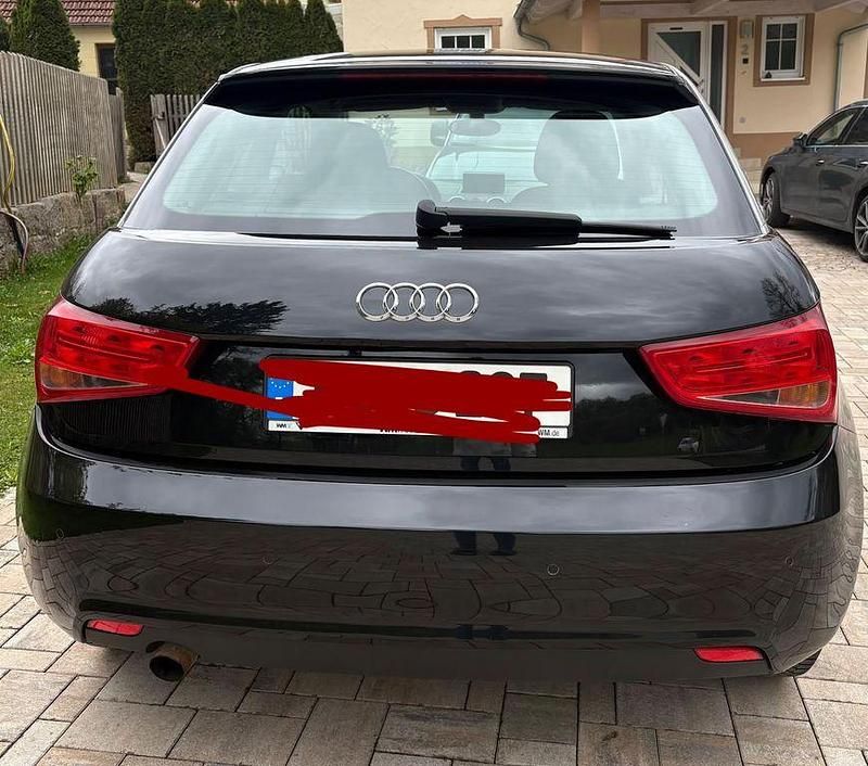Gebraucht Audi A1 Ambition 86 PS (63 kW) 2013 Schwarz Kleinwagen