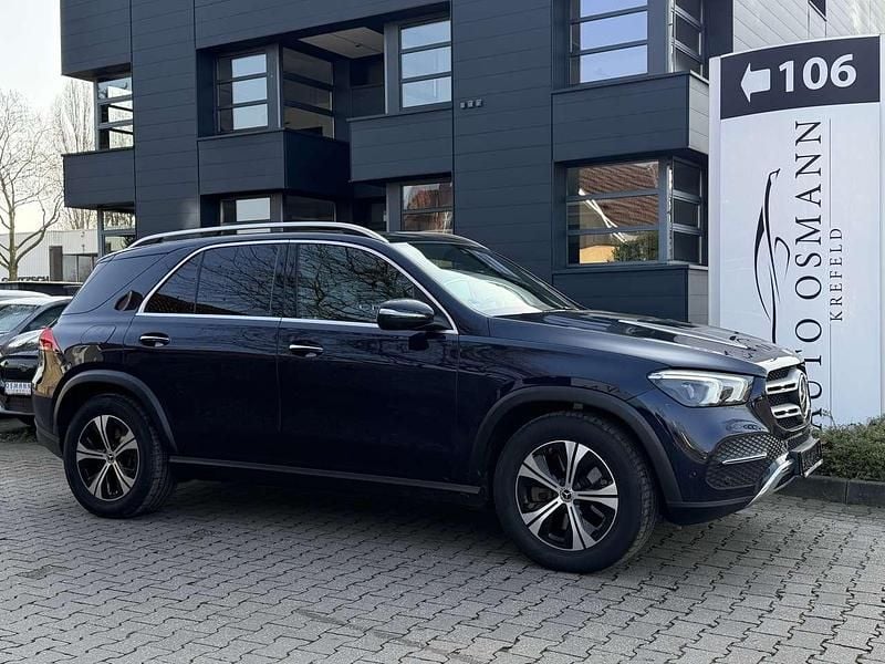Gebraucht Mercedes GLE350 Exclusive 194 PS (142 kW) 2022 Cavansitblau  metalliclack SUV