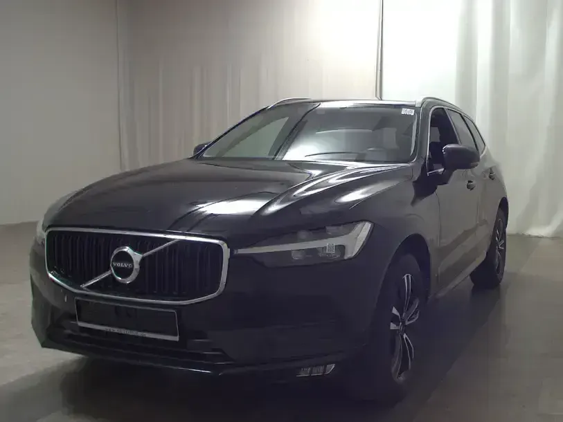 Gebraucht Volvo XC60 Momentum 197 PS (144 kW) 2021 Schwarz SUV