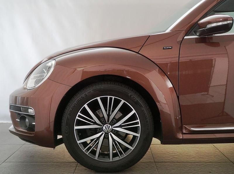 Gebraucht VW Beetle Allstar 105 PS (77 kW) 2017 Braun Kleinwagen