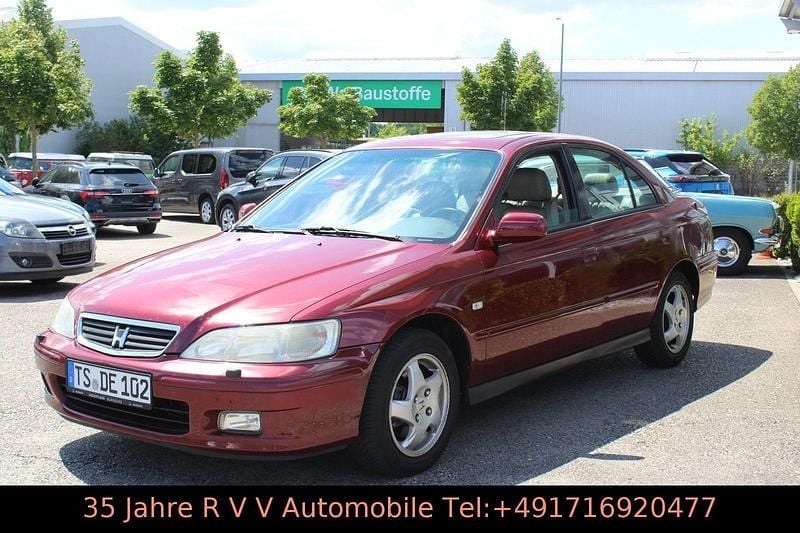 Rot Gebraucht 2000 Honda Accord Limousine | 2.990 € (Fairer Preis) - Bild 1/4