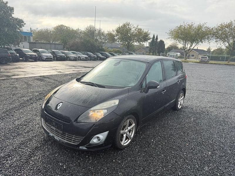 Schwarz Gebraucht 2011 Renault Grand Scénic III Dynamique Van / Kleinbus | 3.100 € (Fairer Preis) - Bild 1/4
