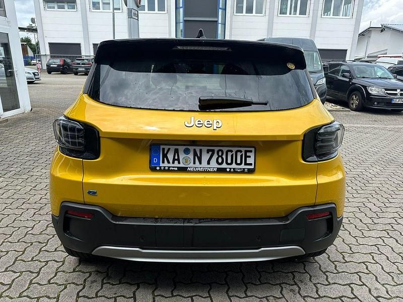 Gebraucht Jeep Avenger EV Summit 114 kW (156 PS) 2023 Gelb SUV