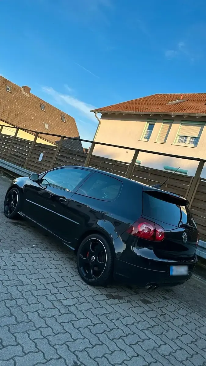 Gebraucht VW Golf V Edition 230 PS (169 kW) 2007 Schwarz Kleinwagen