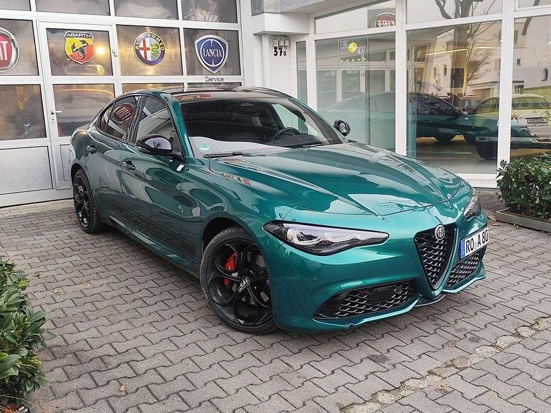 Gebraucht Alfa Romeo Giulia 280 PS (205 kW) 2025 Grün Limousine