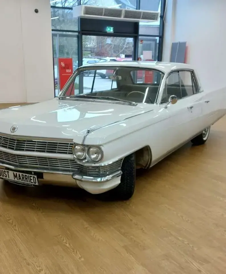 Gebraucht Cadillac Deville 262 PS (192 kW) 2026