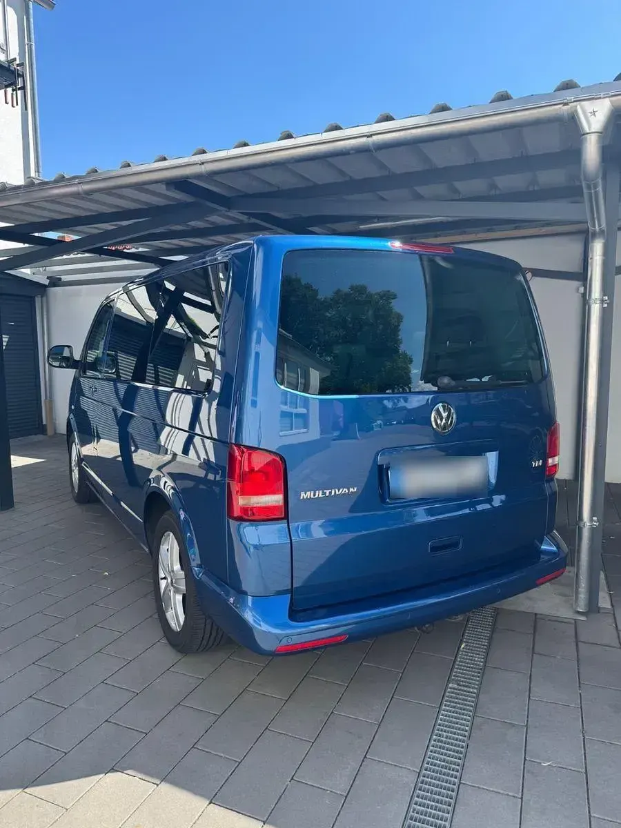 Gebraucht VW T5 179 PS (131 kW) 2013 Blau Van