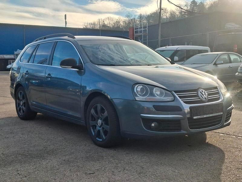 Gebraucht VW Golf V Comfortline 140 PS (102 kW) 2008 Nordseegrün metallic Kombi