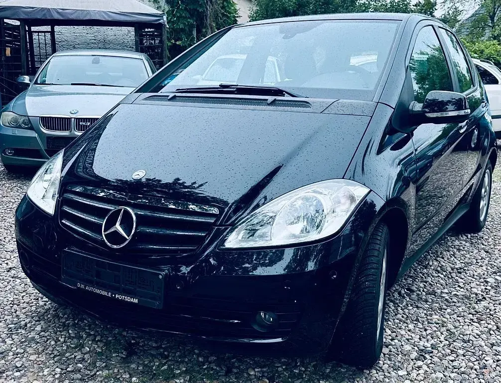 Gebraucht Mercedes A160 95 PS (69 kW) 2012 Schwarz Kleinwagen