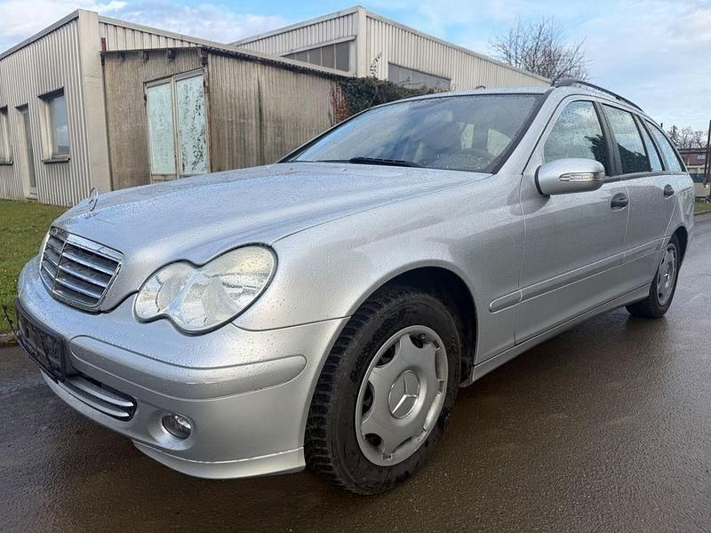 Gebraucht Mercedes C180 143 PS (105 kW) 2007 Silber Kombi