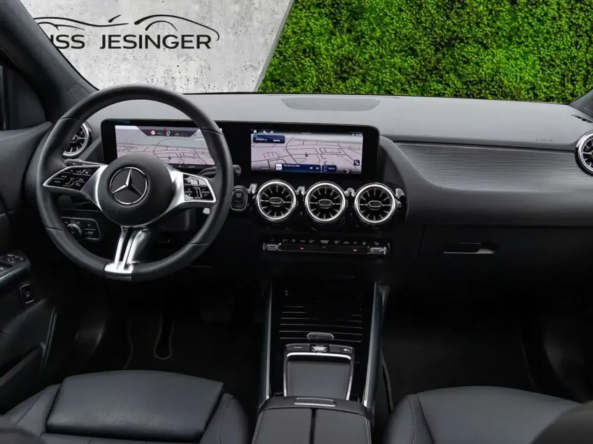 Gebraucht Mercedes EQA250+ Progressive 139 kW (190 PS) 2025 Kosmosschwarz metallic SUV