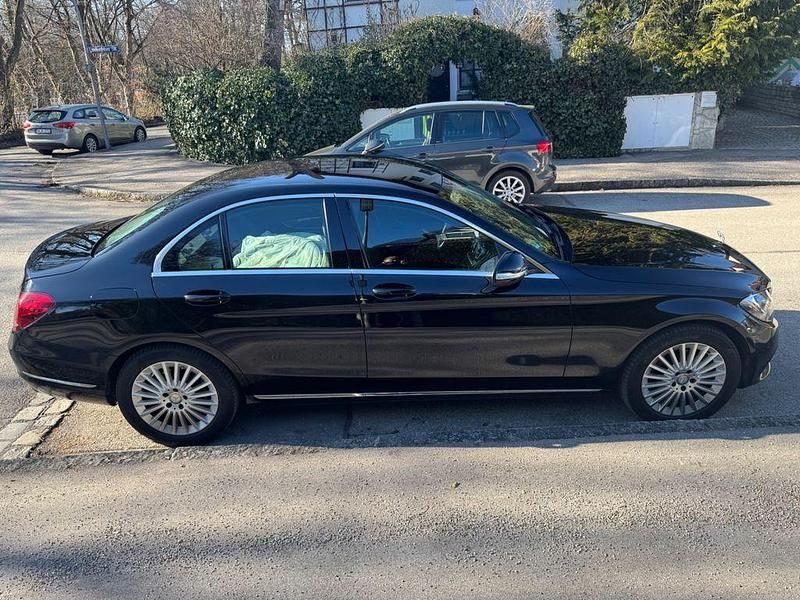 Gebraucht Mercedes C200 184 PS (135 kW) 2014 Schwarz Limousine