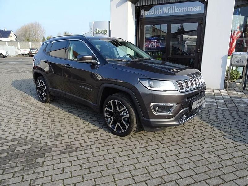 Gebraucht Jeep Compass Limited 170 PS (125 kW) 2020 Grau SUV
