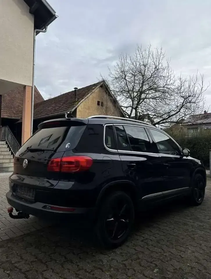 Gebraucht VW Tiguan Sportline 179 PS (131 kW) 2013 Schwarz SUV