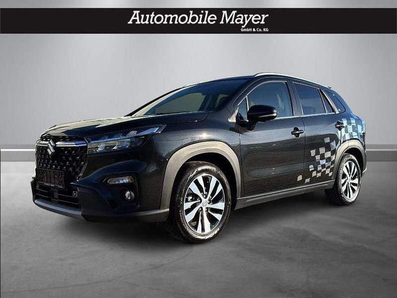 Schwarz Gebraucht 2023 Suzuki SX4 S-Cross Comfort+ Limousine | 21.860 € (Guter Preis) - Bild 1/4