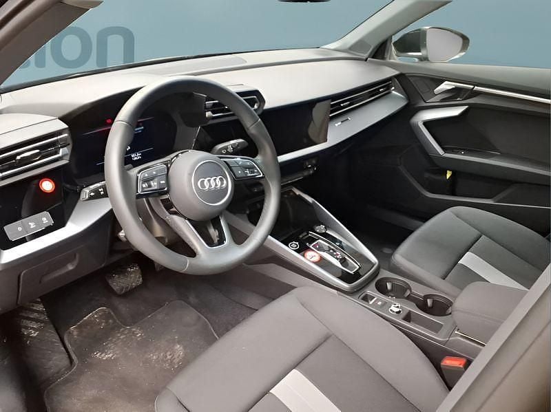 Gebraucht Audi A3 150 PS (110 kW) 2025 Schwarz Limousine