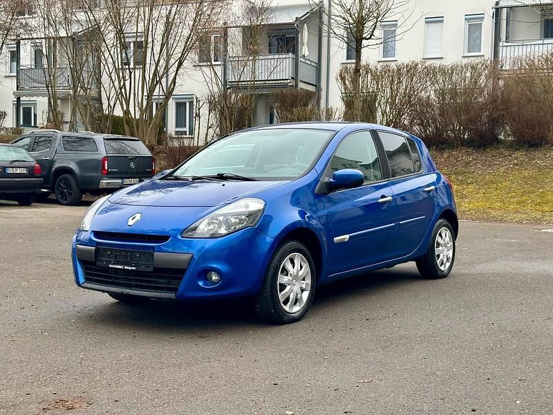 Gebraucht Renault Clio II Dynamique 101 PS (74 kW) 2010 Blau Limousine