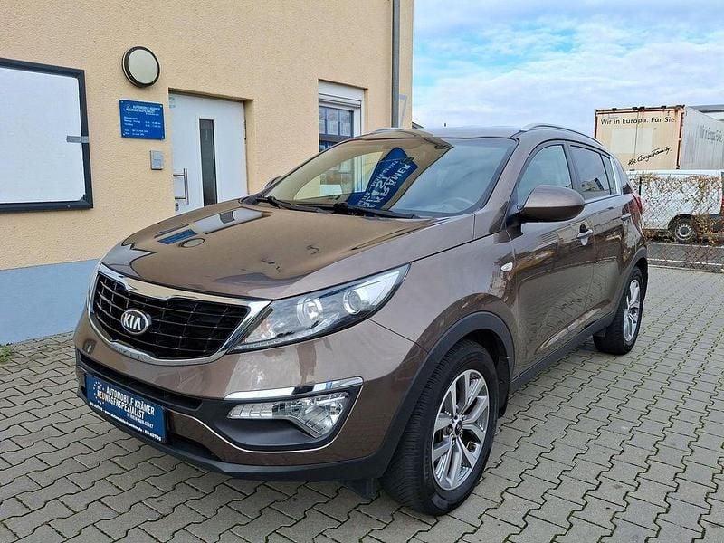 D5u sand track m Gebraucht 2015 Kia Sportage SUV | 9.990 € (Guter Preis) - Bild 1/4