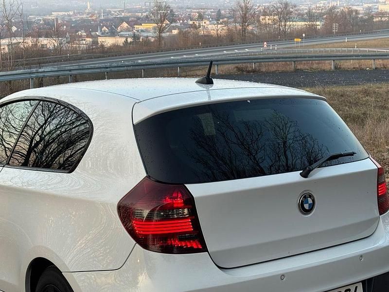 Gebraucht BMW 1M M Sport 143 PS (105 kW) 2011 Weiß Coupé