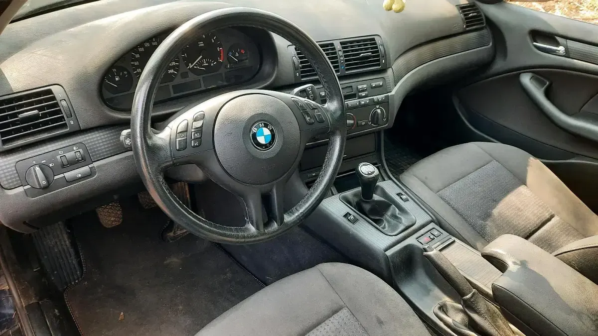 Gebraucht BMW 318 143 PS (105 kW) 2002 Blau Kombi
