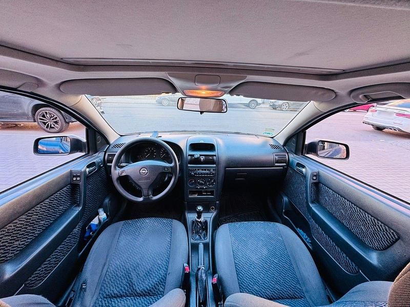 Gebraucht Opel Astra Selection 84 PS (61 kW) 2002 Limousine