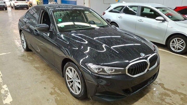 Schwarz Gebraucht 2023 BMW 320 Shadowline Limousine | 33.279 € (Guter Preis) - Bild 1/4