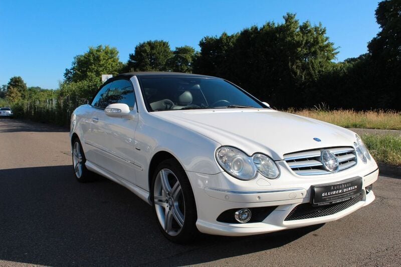 Gebraucht Mercedes CLK350 Edition 272 PS (200 kW) 2008 Diamantweissmetallic bright Cabrio