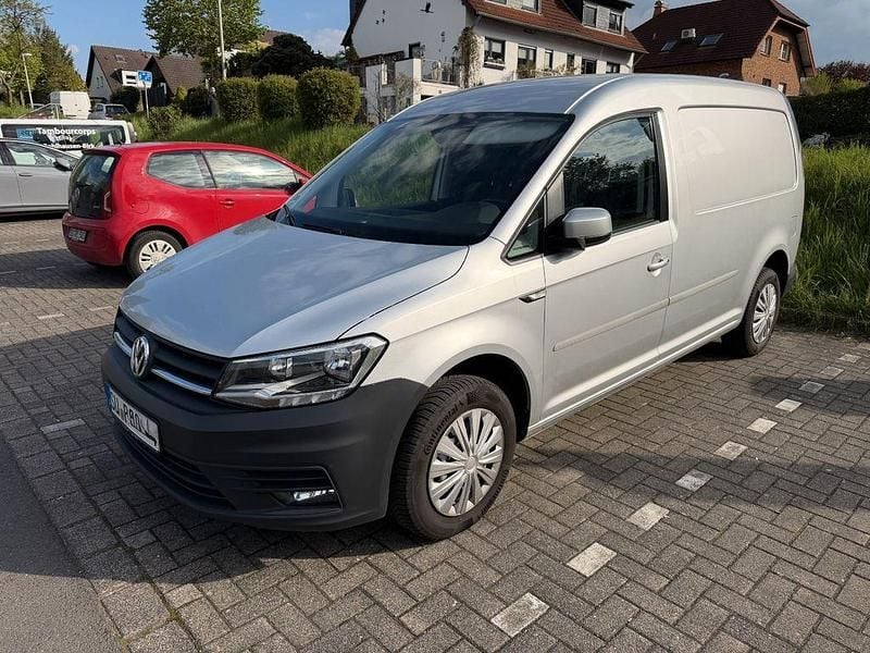 Second-hand VW Caddy 102 CP (75 kW) 2019 Argintiu Monovolum