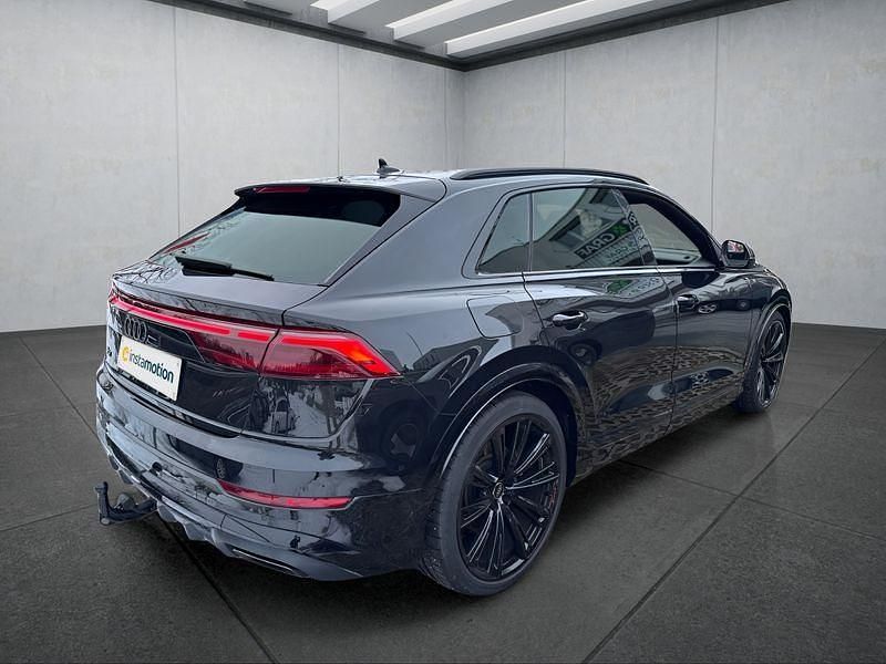 Gebraucht Audi Q8 286 PS (210 kW) 2024 Schwarz SUV