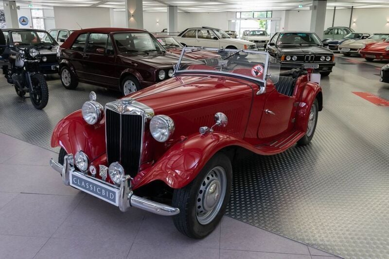 Rot Gebraucht 1952 MG TD Cabrio | 25.600 € - Bild 1/4