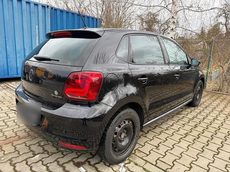Gebraucht VW Polo LOUNGE 90 PS (66 kW) 2015 Schwarz Kleinwagen