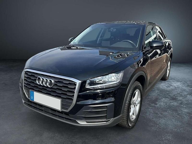 Brilliantschwarz Gebraucht 2019 Audi Q2 Basis SUV | 17.490 € (Fairer Preis) - Bild 1/4