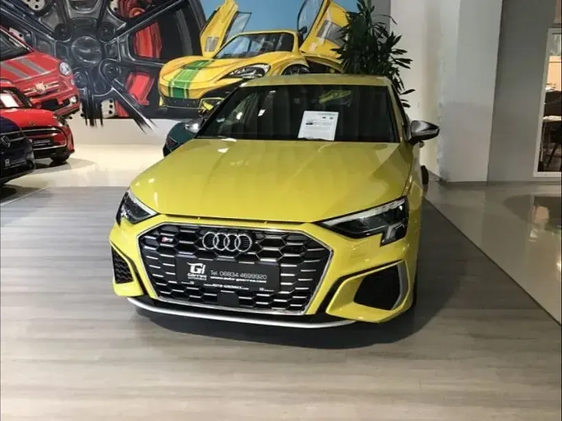 Gebraucht Audi S3 Sport 310 PS (228 kW) 2024 Gelb Limousine