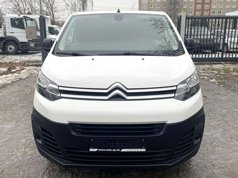Gebraucht Citroën Jumpy 122 PS (89 kW) 2020 Weiss Van / Kleinbus