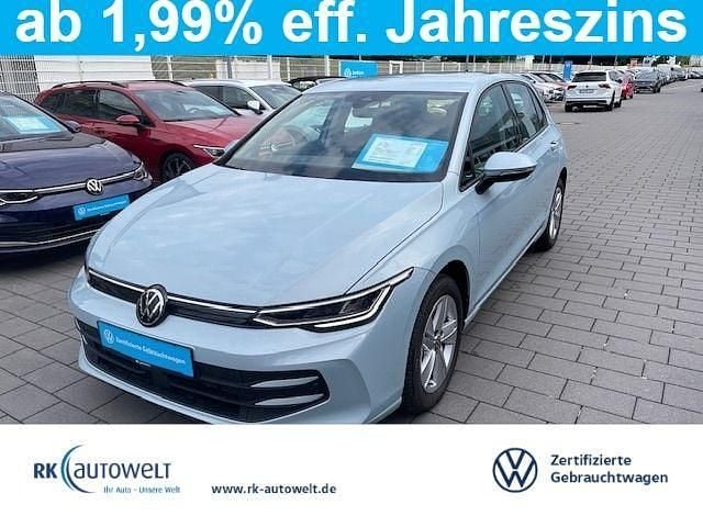 Blau Gebraucht 2024 VW Golf VIII Limousine | 23.998 € (Guter Preis) - Bild 1/4