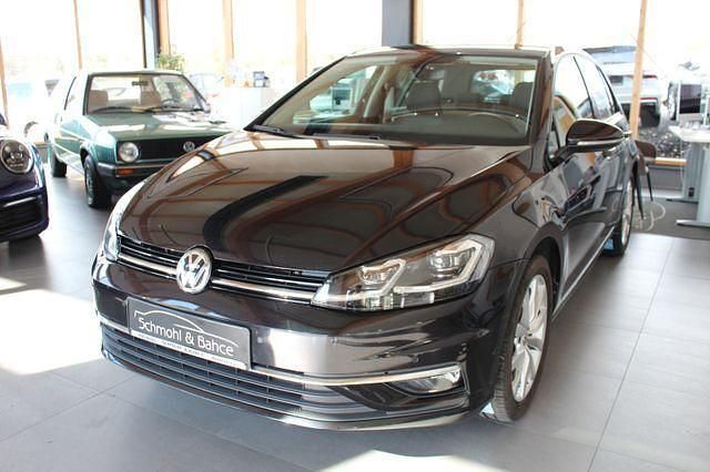 Schwarz Gebraucht 2019 VW Golf VII Comfortline Limousine | 16.990 € (Fairer Preis) - Bild 1/4