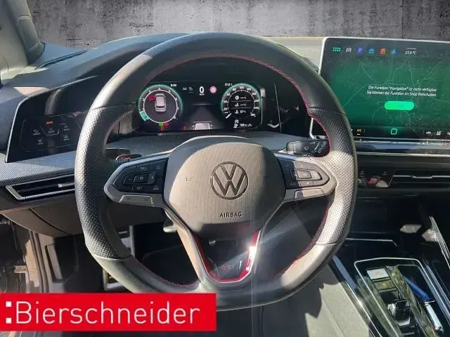 Gebraucht VW Golf VIII GTI 265 PS (194 kW) 2024 Grau Kleinwagen