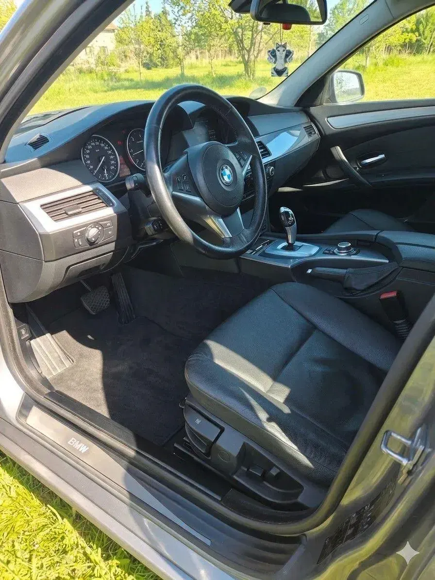 Używany BMW 525 268 KM (197 kW) 2009 Srebrny Kombi