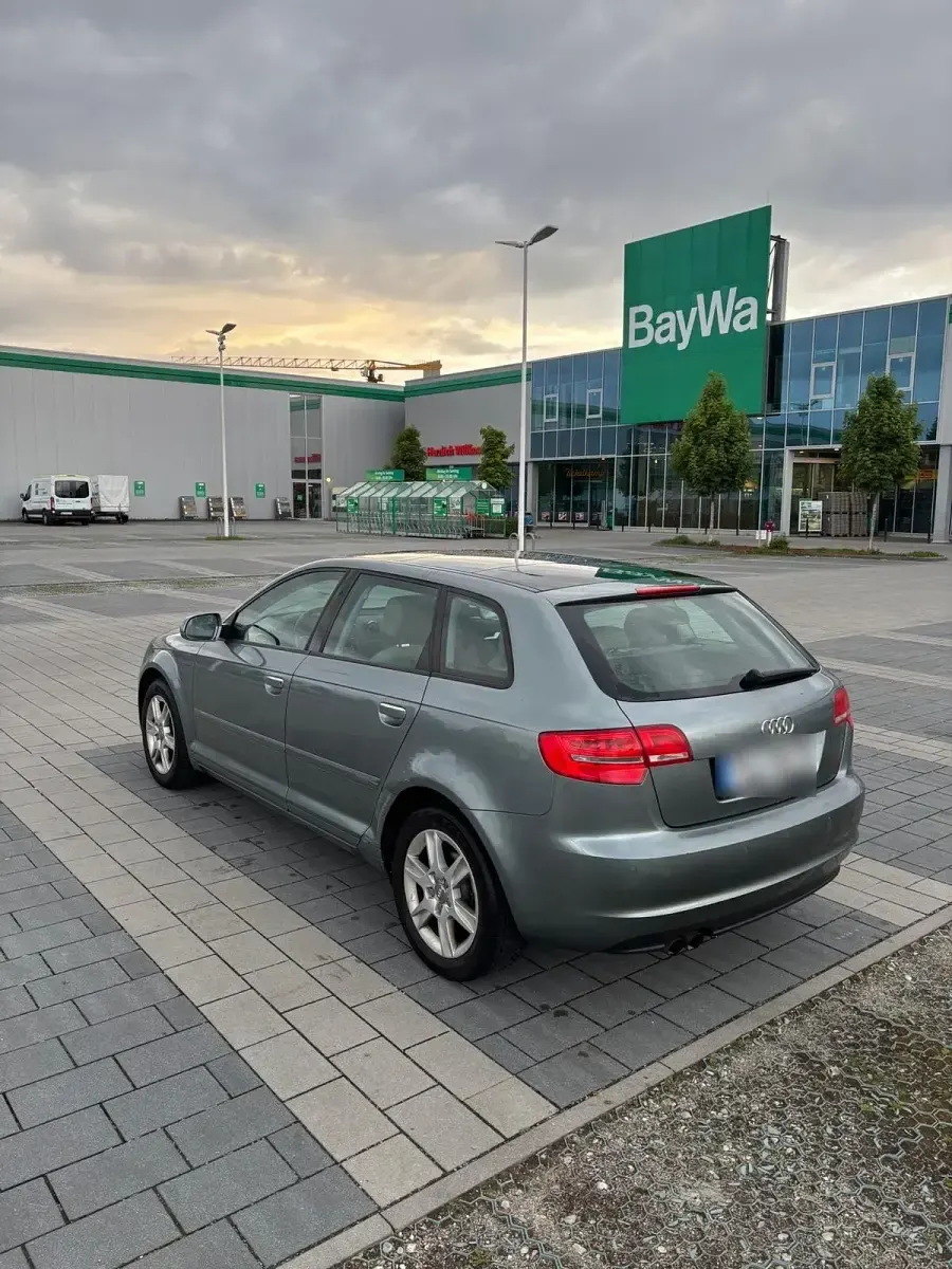 Używany Audi A3 125 KM (91 kW) 2010 Szary Hatchback
