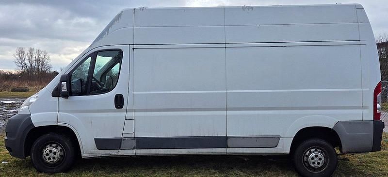 Gebraucht Peugeot Boxer 150 PS (110 kW) 2012 Weiß Van
