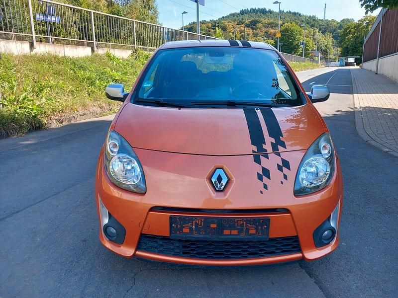 Orange Gebraucht 2010 Renault Twingo GT Kleinwagen | 2.690 € (Fairer Preis) - Bild 1/4