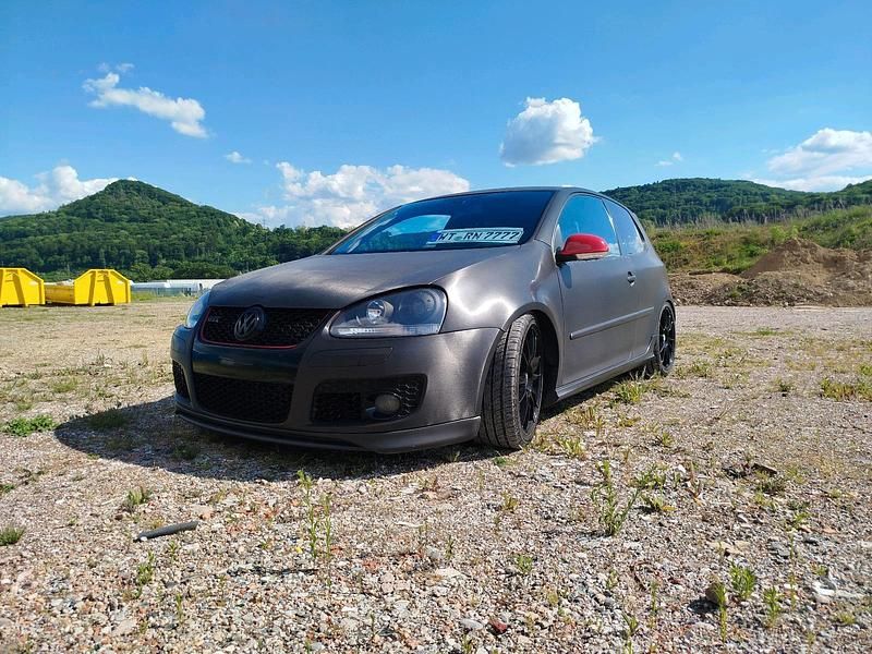 Gebraucht 2005 VW Golf IV GTI Kleinwagen | 8.299 € - Bild 1/4