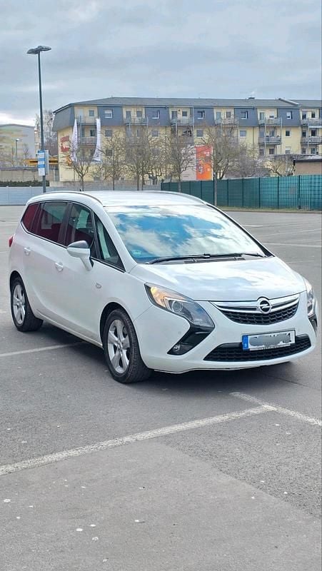 Gebraucht Opel Zafira Tourer 138 PS (101 kW) 2014 Weiß Van / Kleinbus