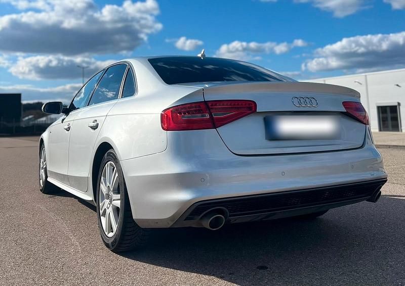 Gebraucht Audi A4 S-Line 204 PS (150 kW) 2013 Silber Limousine