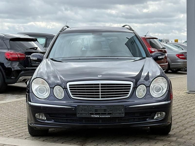 Gebraucht Mercedes E320 224 PS (164 kW) 2006 Blau Kombi