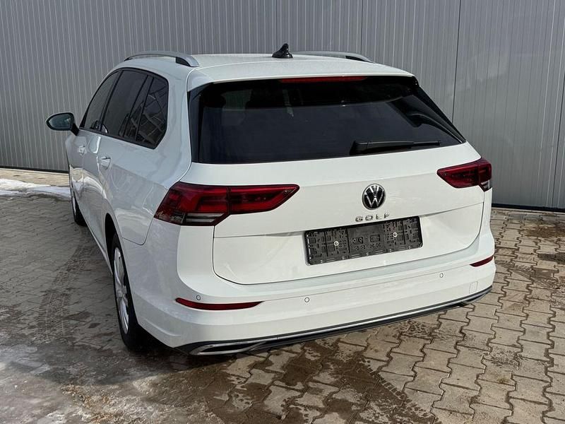 Gebraucht VW Golf VIII Active 116 PS (85 kW) 2022 Weiß Kombi