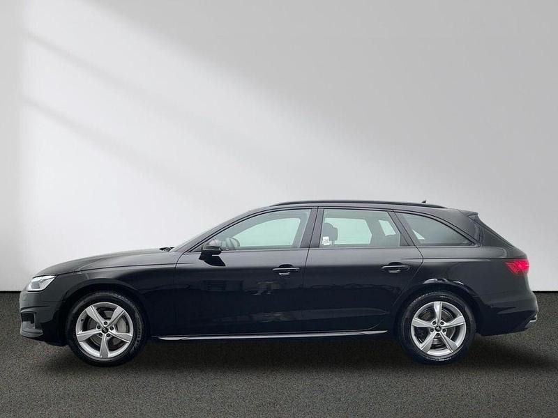 Gebraucht Audi A4 Advanced 204 PS (150 kW) 2021 Brillantschwarz Kombi